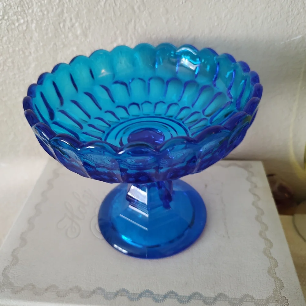 Vintage glass Indiana Aqua Blue Tear Drop Pedestal Compote Candy Dish 6" - Picture 11 of 11